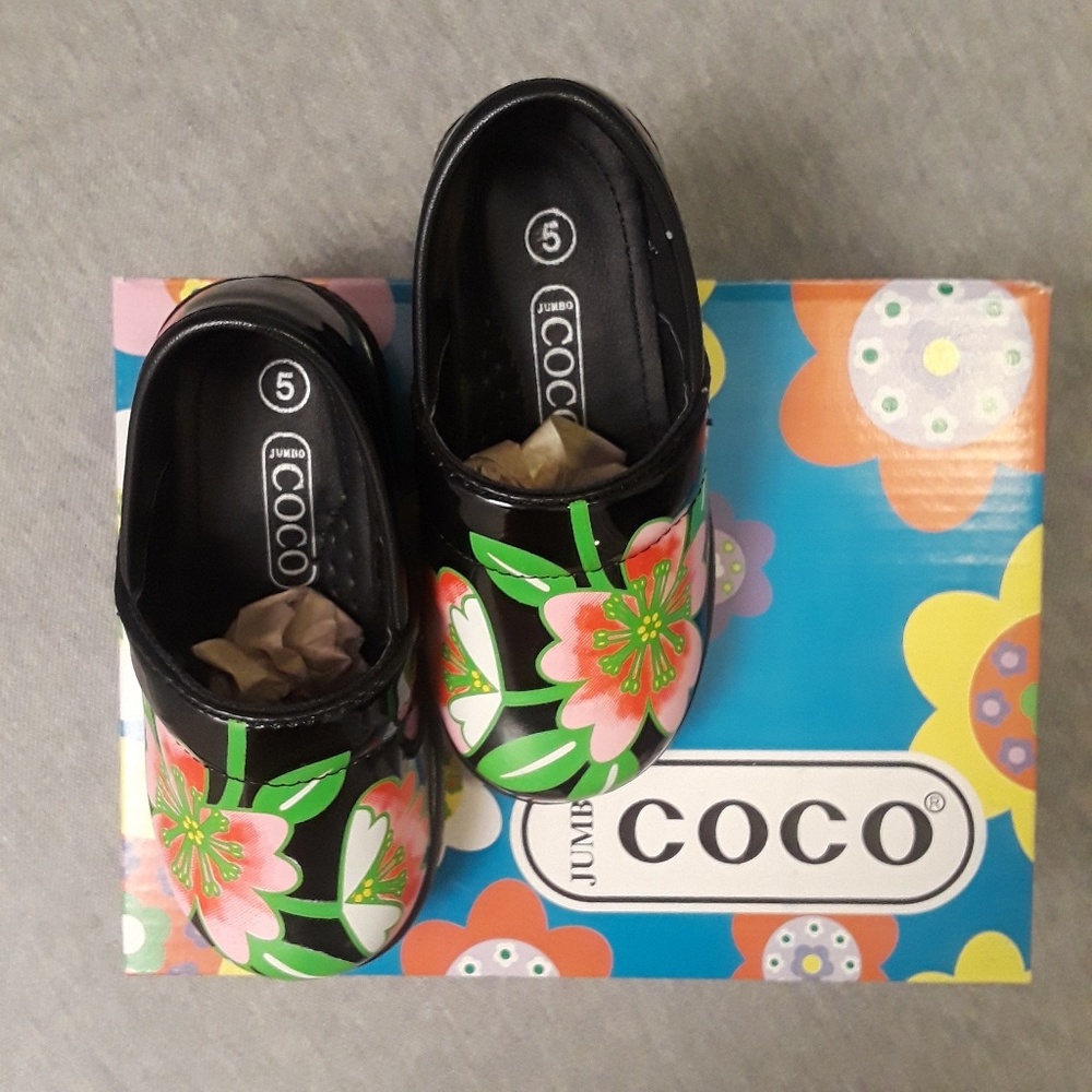 Girls Clogs - Picture 6 of 6
